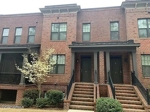 25 Brownstone Ln Photo 1 25 Brownstone Ln Photo 1