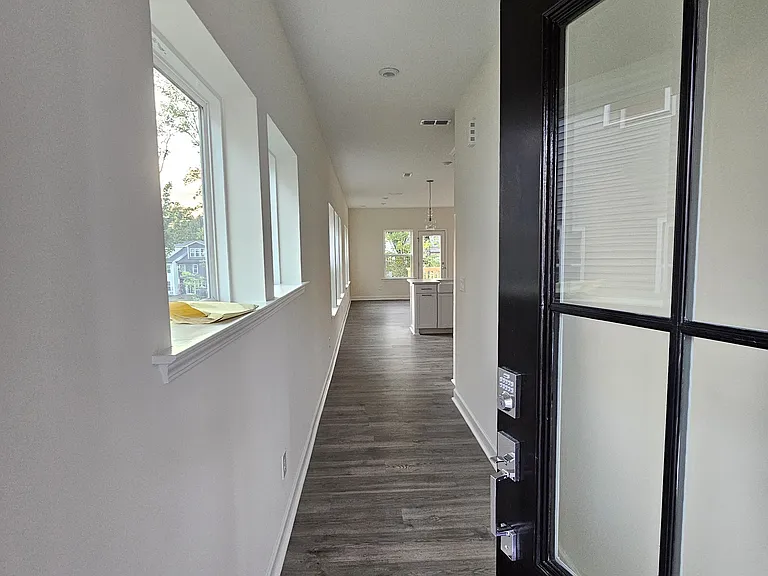 7135 Hubner Pl — Photo 4