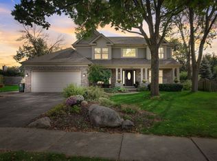 168 Mallard Ct, Grayslake, IL 60030