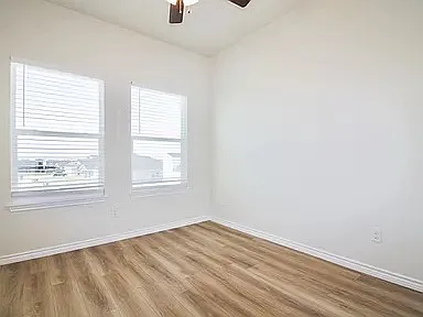 515 Whirlaway Dr #B — Photo 29