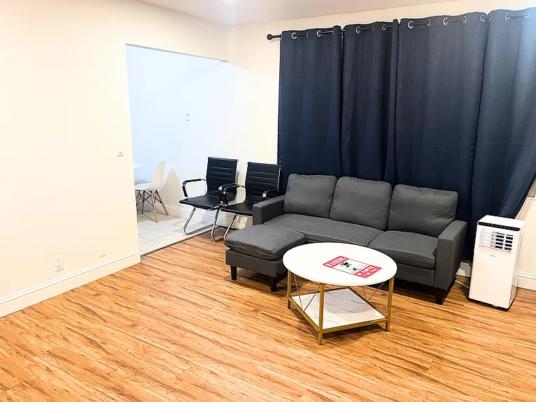 3207 Impala Dr #6 — Photo 3