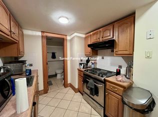 89R Myrtle St #Ar, Boston, MA 02114