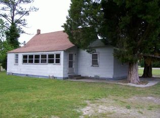 718 Okisko Rd, Elizabeth City, NC 27909