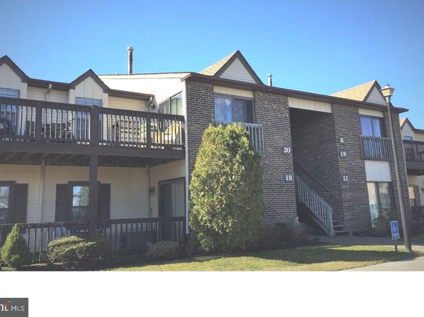 24 Pickwick Pl
