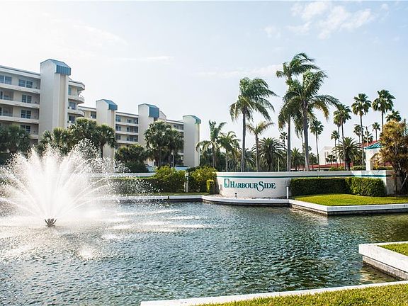 3rd image of 7932 Sailboat Key Blvd S APT 202