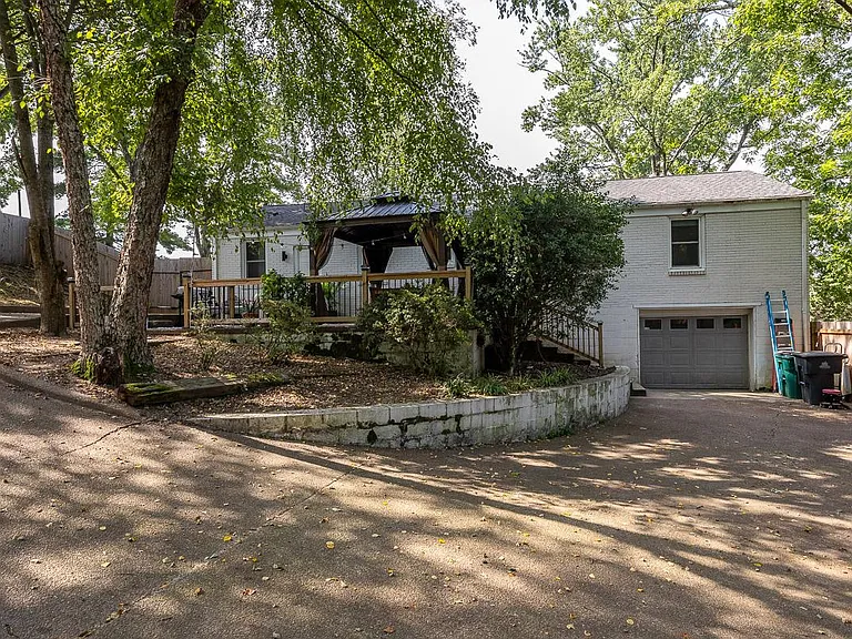 632 Watsonwood Dr — Photo 41