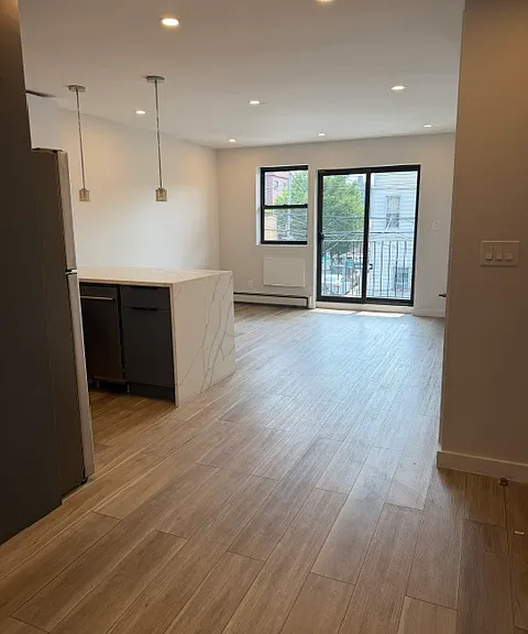 52-19 103rd St #2 — Photo 40
