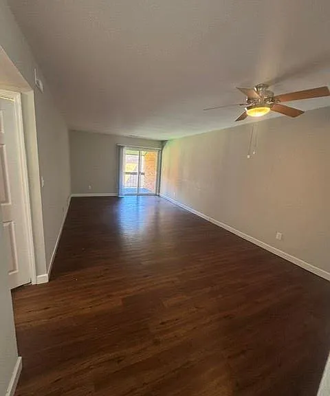 1969 Greenglen Dr #303 — Photo 15