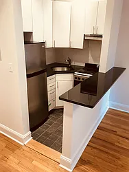 Rented by Metropolis Real Estate of Manhattan