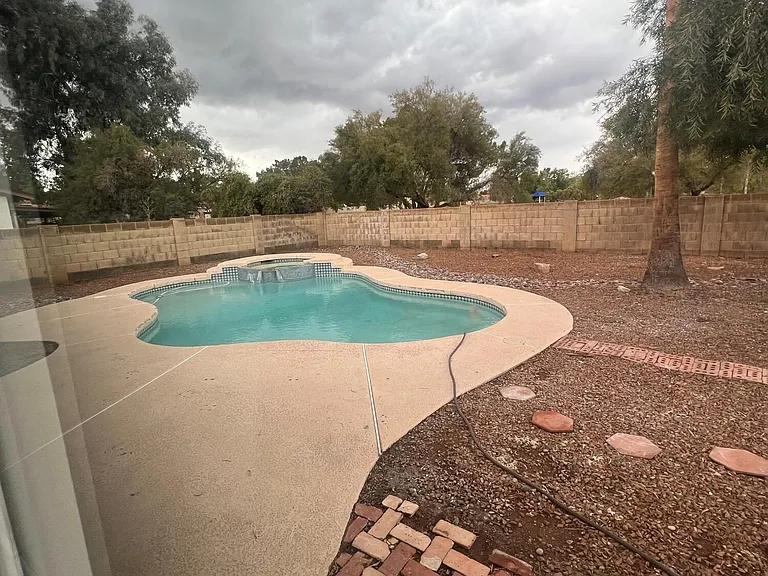 6530 S Farmer Ave — Photo 27