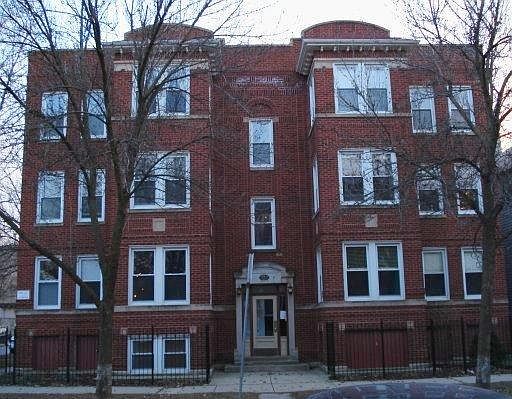 1st image of 2501 W Leland Ave APT 2E