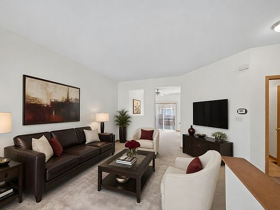 2nd image of 1106 Village Center Pkwy Unit 3