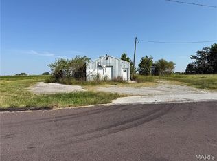 2665 E Benson Rd, Sturgeon, MO 65284