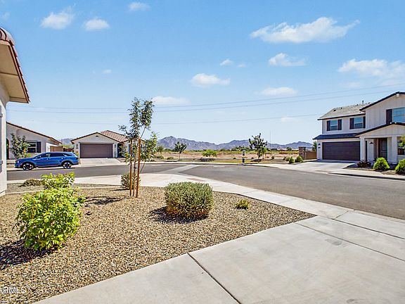 4th image of 7429 S 76TH Lane