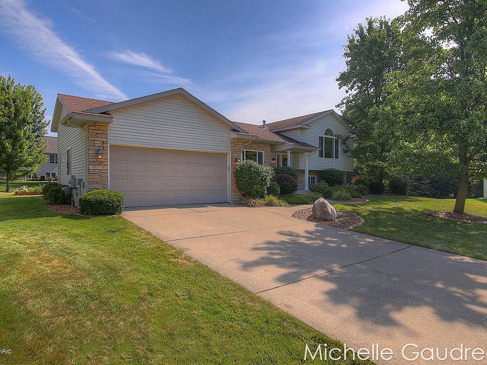 1st image of 6645 Jousma Ct SE