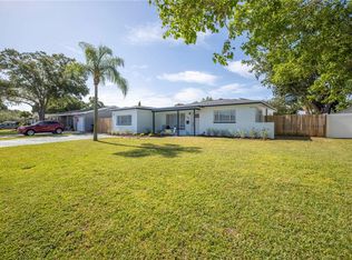 1124 39th Ave NE, Saint Petersburg, FL 33703