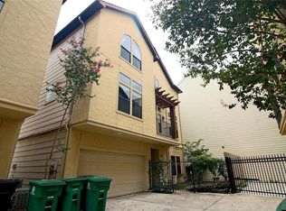621 Birdsall St, Houston, TX 77007