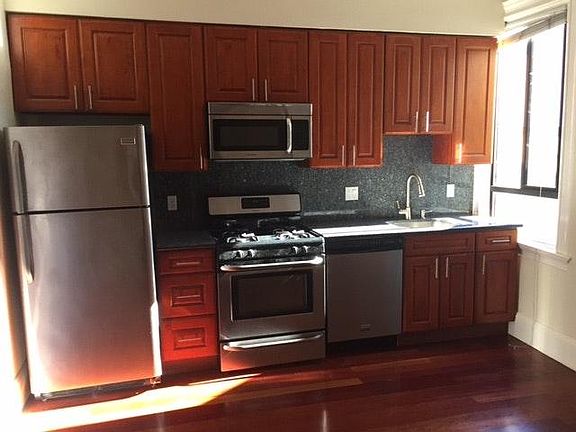 Sunny Kitchen