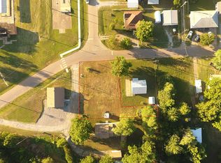 102 S Mulberry St, Crescent, OK 73028