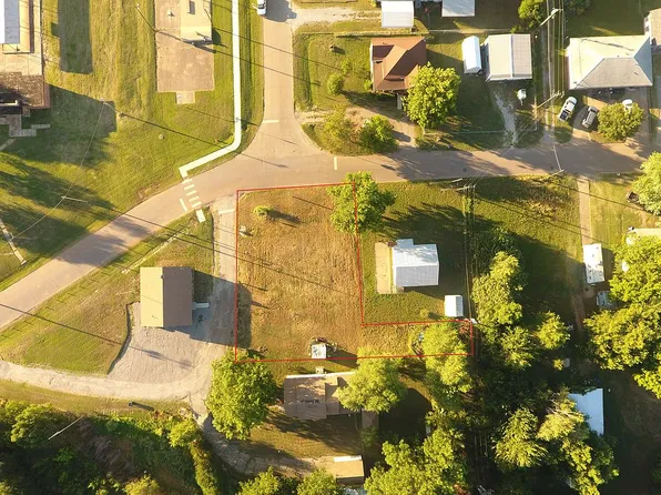 102 S Mulberry St, Crescent, OK 73028