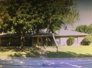 309 S College Ave, Justin, TX 76247