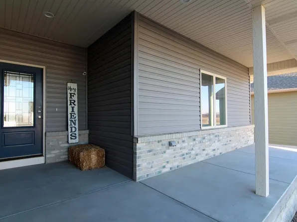 719 17th Ave, Kearney, NE 68845