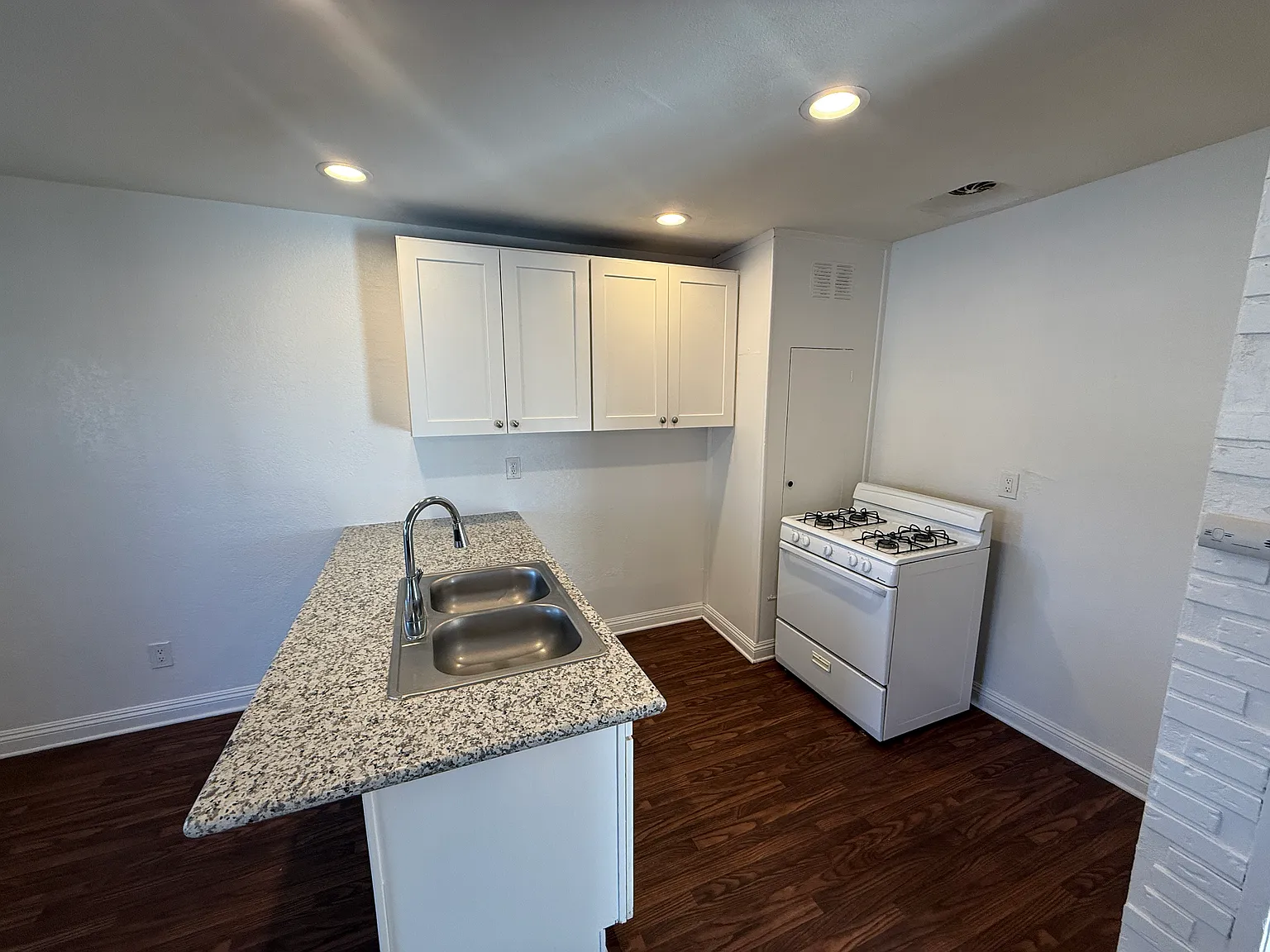 1 bed, $1,250 — Photo 4