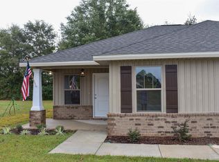 225 Saint Stephens Ct, Atmore, AL 36504