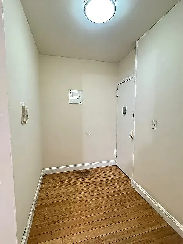 509 West 189th Street — Photo 3