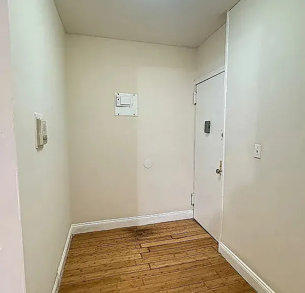509 W 189th St #3D — Photo 3