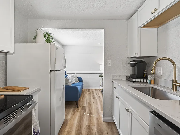 1308 Tennessee St — Photo 12