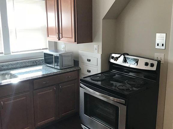 Brand New Stove and microwave!