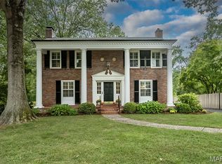 59 Pointer Ln, Saint Louis, MO 63124