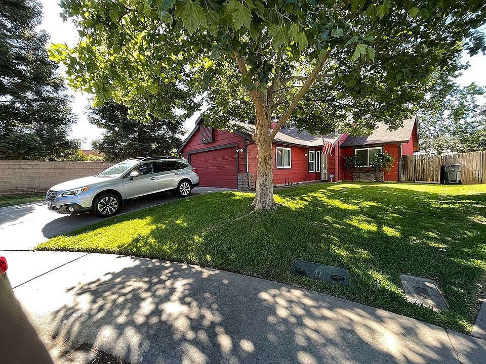 2nd image of 9213 Faraway Pl