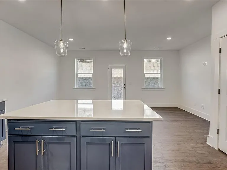 1632 Gunnin Trce NW — Photo 12