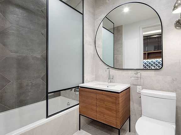 4th image of 41-21 28th St #60
