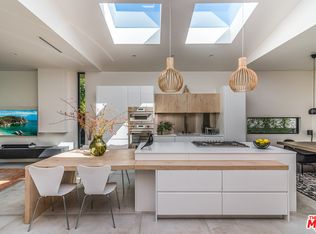 12337 Rye St, Studio City, CA 91604