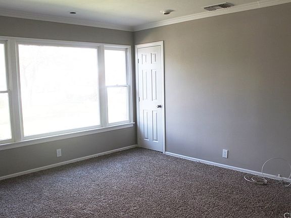 5th image of 34667 Kelly Ln