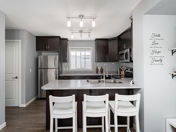 4th image of 1816 Rutherford Rd SW #2