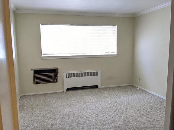 2nd image of 46 W 4th Ave APT 103