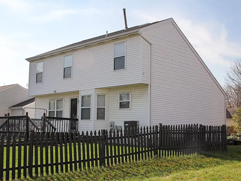 3542 Patcon Way — Photo 29