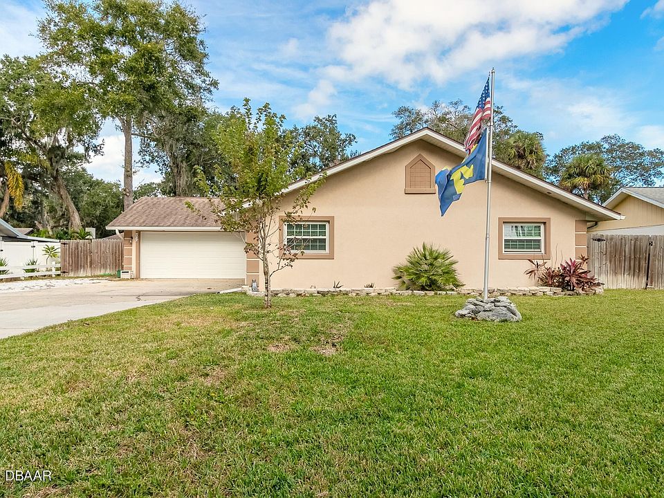 1st image of 820 Whiporwill Dr