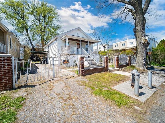 2nd image of 159 Husson Avenue