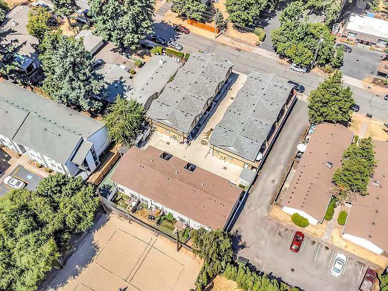 17512-17572 SE Pine St — Photo 26