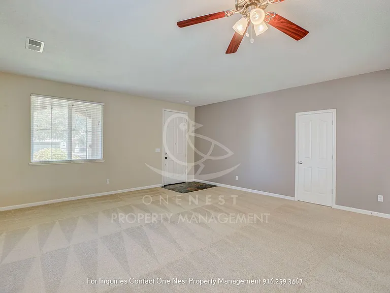 1362 Paddington Way — Photo 6