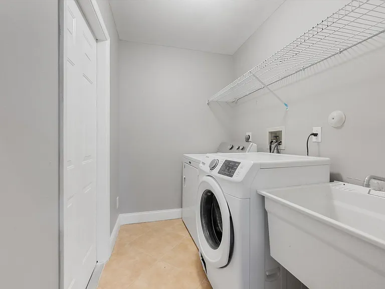 1851 Oak Berry Cir — Photo 19