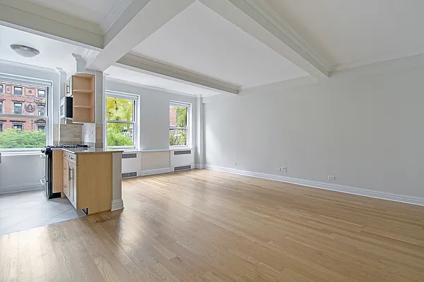 Rented by Stonehenge NYC LLC | media 4