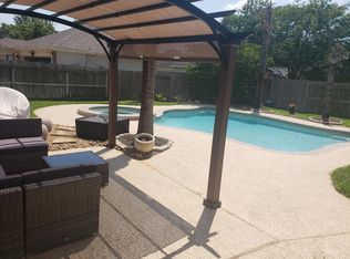 5915 Berkshire Ridge Dr, Sugar Land, TX 77479