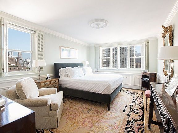 4th image of 315 E 72nd St APT 17H