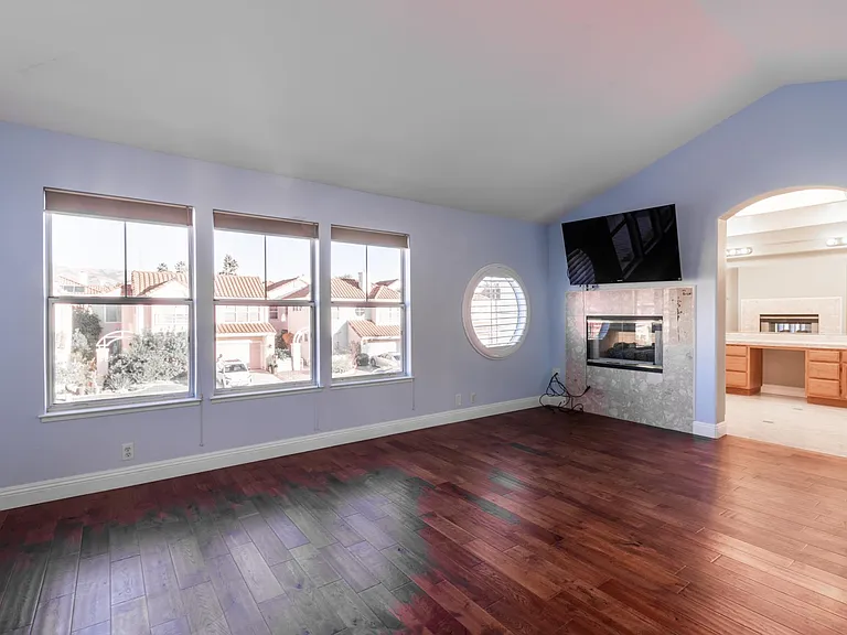 3027 Calle De Las Flores — Photo 24